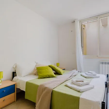 Elettra In Centro أوترانتو