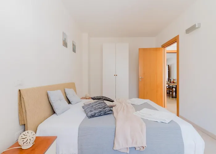 Elettra In Centro Nyaraló *