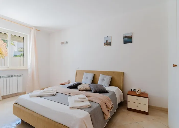 Elettra In Centro أوترانتو